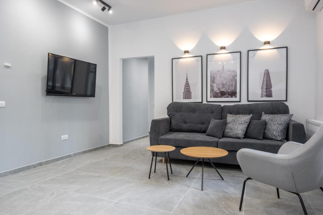 Relax Apartament In Piata Universitatii Βουκουρέστι Εξωτερικό φωτογραφία