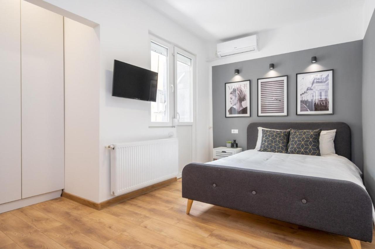 Relax Apartament In Piata Universitatii Βουκουρέστι Εξωτερικό φωτογραφία