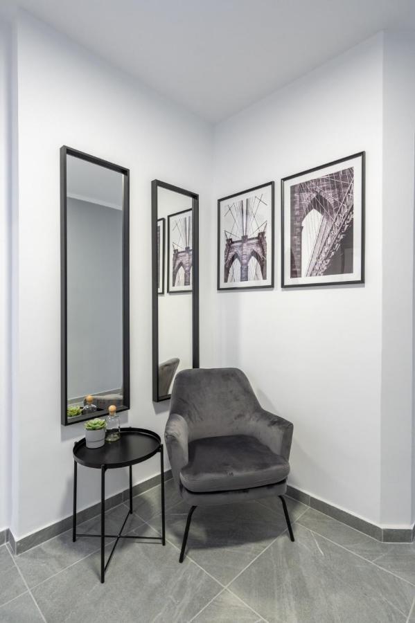 Relax Apartament In Piata Universitatii Βουκουρέστι Εξωτερικό φωτογραφία